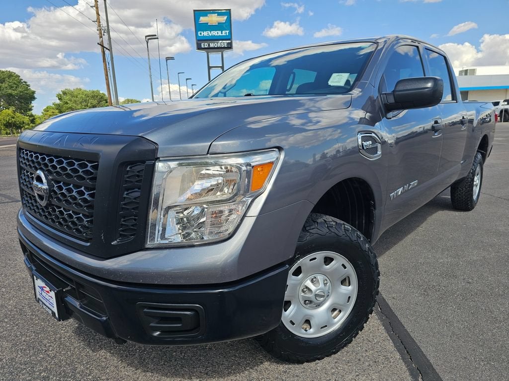 2018 Nissan TITAN XD S Gas in Gray — front three-quarter view